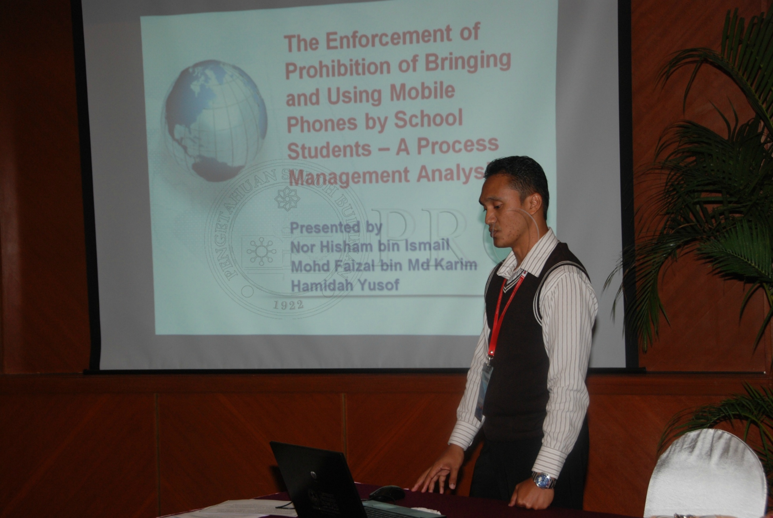 PRO 12 120 upi DSC 6040